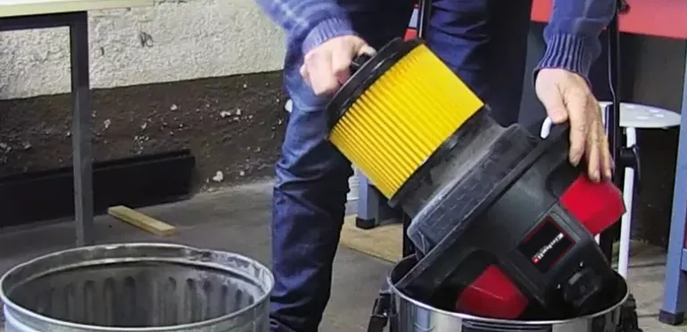 Pleated Filter With Lid